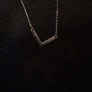 NWT Uncommon James gold “v” necklace